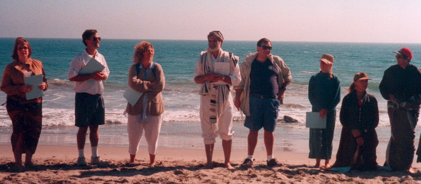 tashlick-line-up-at-ocean tashlick-line-up-at-ocean